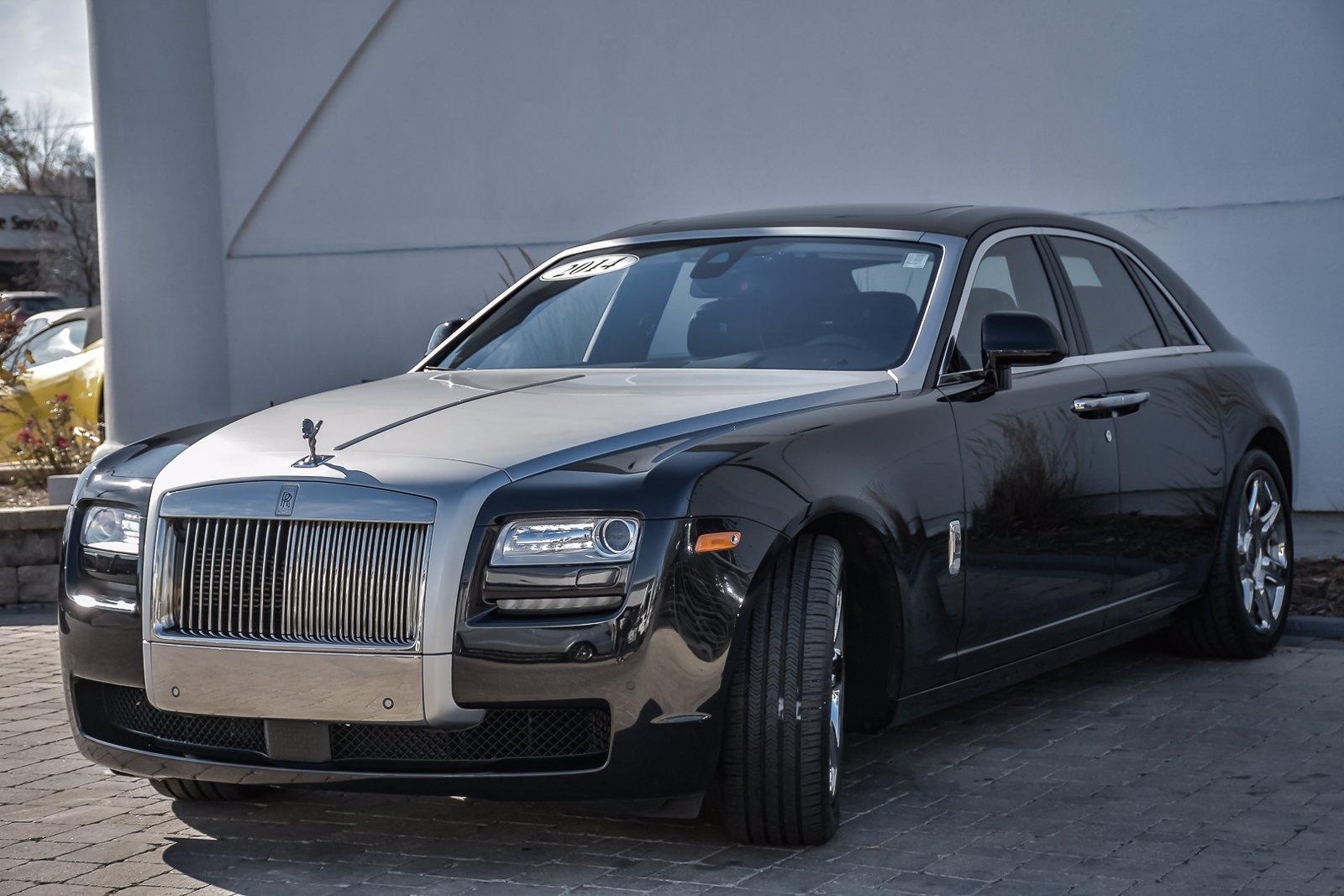 Used 2014 Rolls-Royce Ghost, Rear Theatre, For Sale (Sold) | Bentley  Downers Grove Stock #GC3003-C